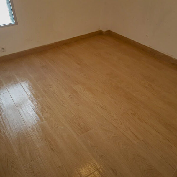 Reforma Integral en Vivienda: Transformación y Renovación de Orosuelo Reforma Integral